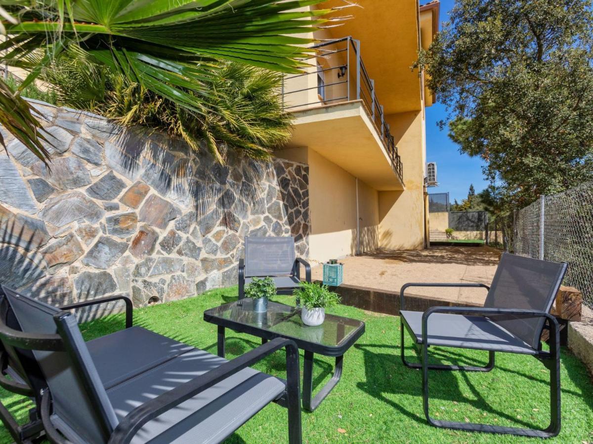 Holiday Home Floradise By Interhome يوريت دي مار المظهر الخارجي الصورة